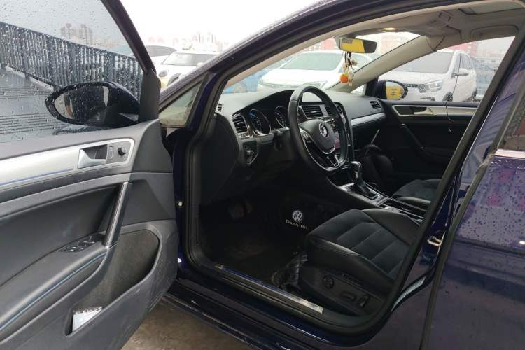 Used Volkswagen Golf Pure Electric 2020 Chariot Pro
