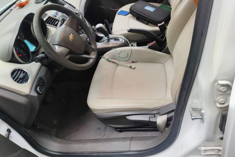 Used Chevrolet Cruze 2015 1.5L Classic SE AT
