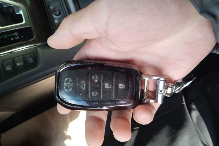 Used Toyota Vellfire 2021 Crown Dual-Engine 2.5L HV Prestige Edition