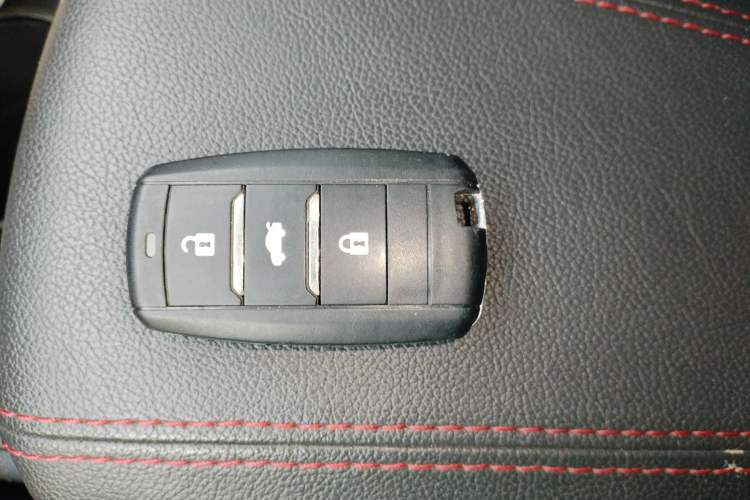 Used CHANGAN CS75 2014 1.8T Automatic Elite Model China IV Standard
