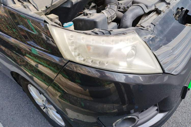 Used JAC Refine M5 2013 2.0T Gasoline Automatic Business Edition