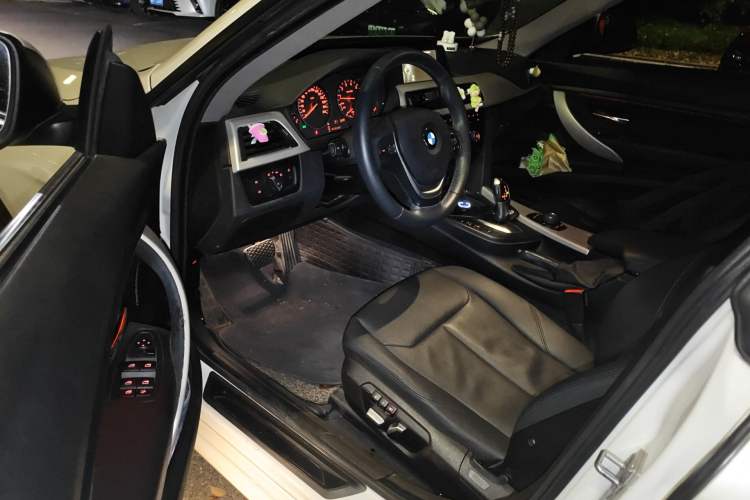 Used BMW 3 Series GT 2016 320i Fashion Model Driver Seat