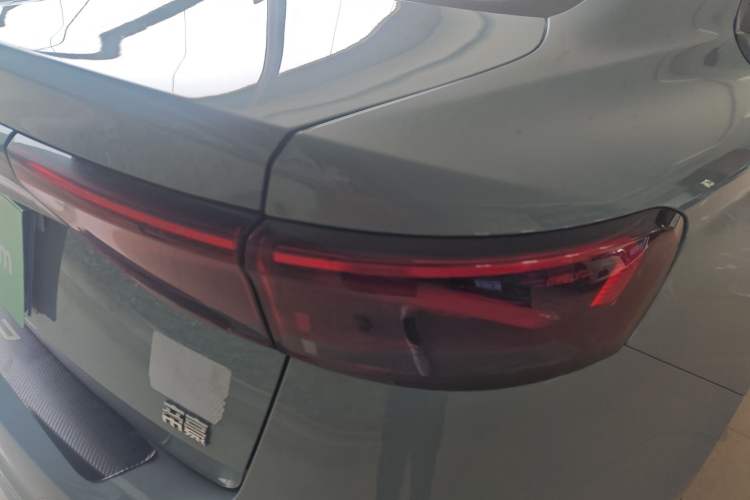 Used Geely Auto Emgrand 2023 4th Generation Champion Edition 1.5L CVT Luxury Model
