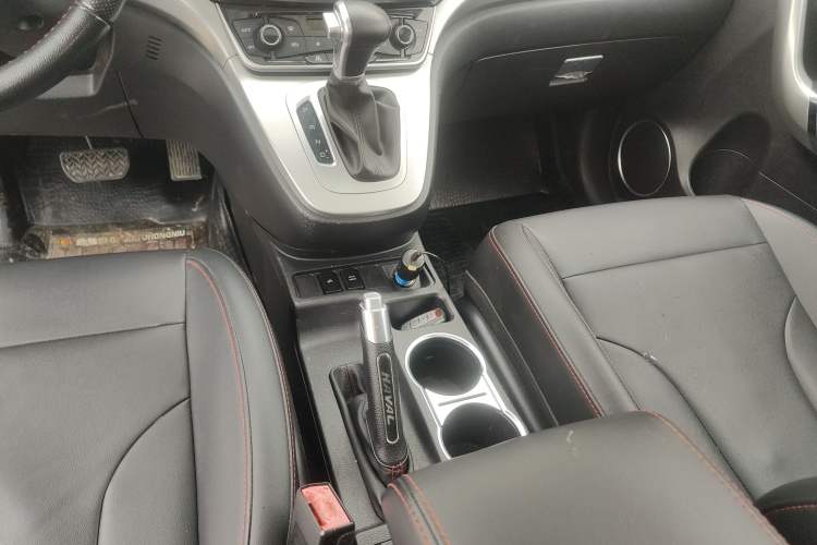 Used Haval M6 2018 Revised Version 1.5T DCT Two-Wheel Drive Elite Edition
