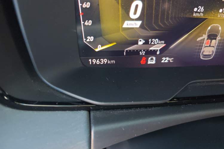 Used Lynk & Co 02 Hatchback 2022 2.0TD Pro
