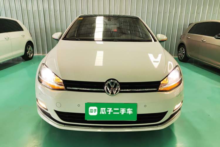 Used Volkswagen Golf 2015 1.4TSI Automatic Flagship Model
