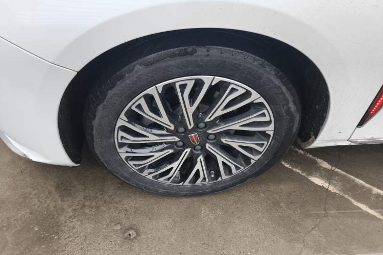 Used Hongqi H5 2024 2.0T Automatic Smart Connect Flagship Edition
