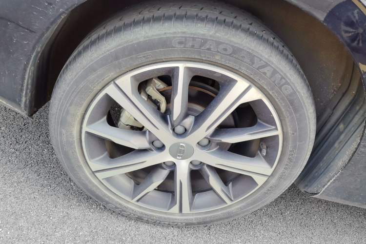 Used Geely Auto Emgrand 2022 4th Generation 1.5L CVT Luxury Model
