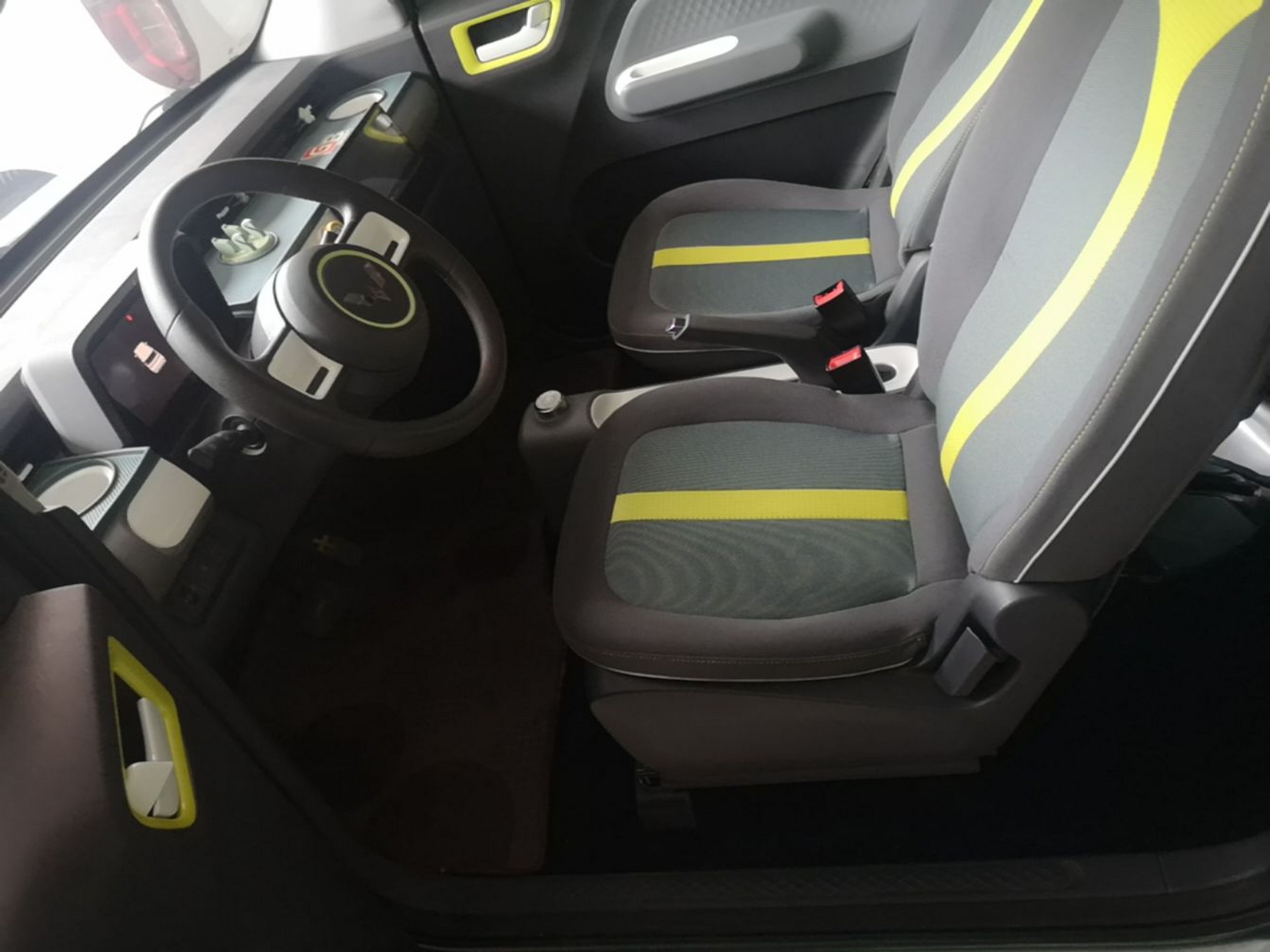 Interior delantero