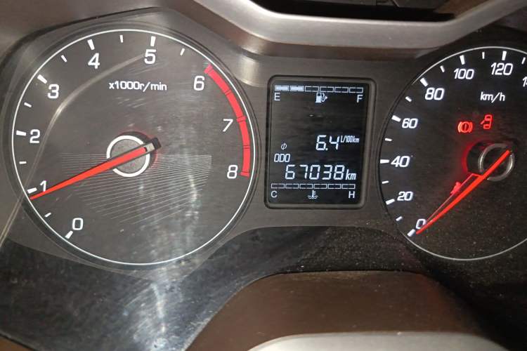 Used Baojun 310W 2017 1.5L Manual Comfort Version China V