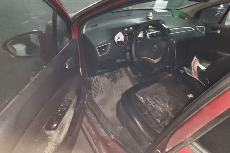 Used Peugeot 308 2012 1.6L Manual YouShang Edition