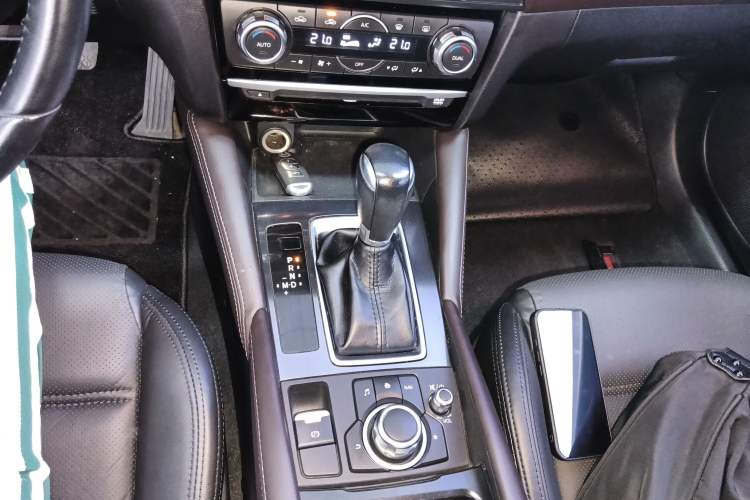 Used Mazda Atenza 2018 2.0L Blue Sky Luxury Edition China V Standard
