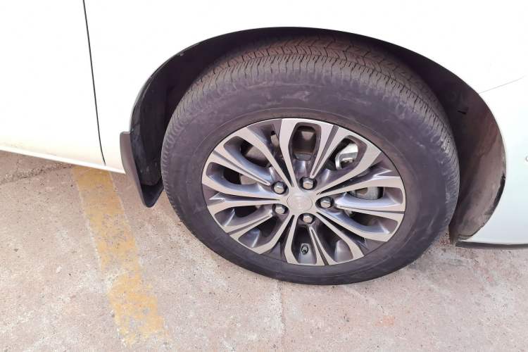 Used Buick GL8 2021 Land Cruiser Executive Class 652T Comfort Model