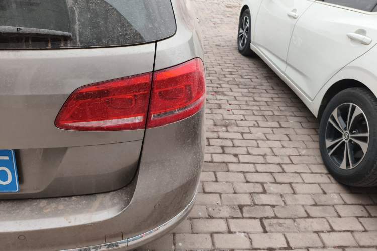 Used Volkswagen Magotan (Import) 2012 Travel Edition 2.0 TSI Comfort Version