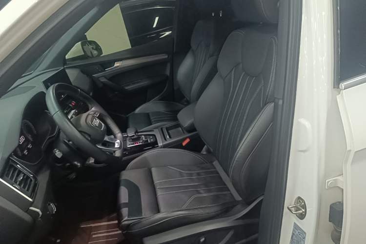 Used Audi Q5L Sportback 2021 40 TFSI Fashion Model
