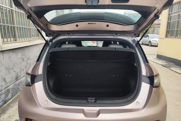 Used BYD Dolphin 2021 405 km Fashion Edition
