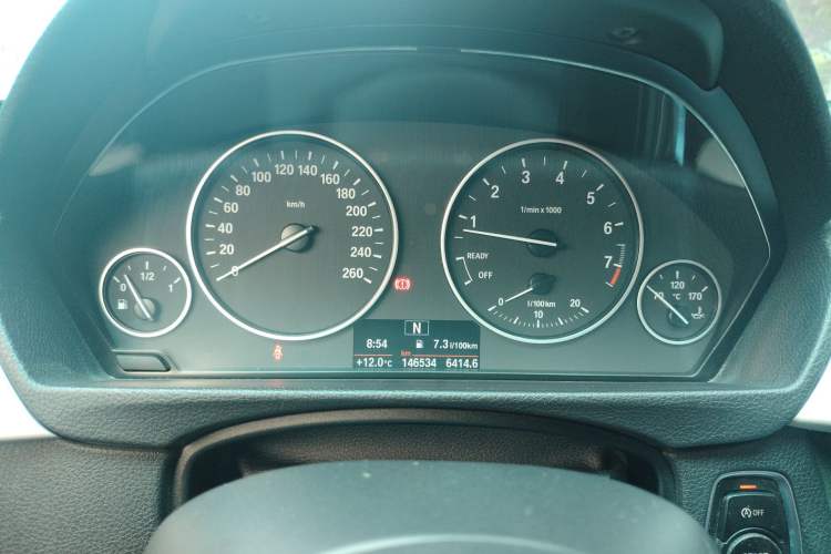 Used BMW 3 Series 2015 320Li Fashion Model Instrument Cluster