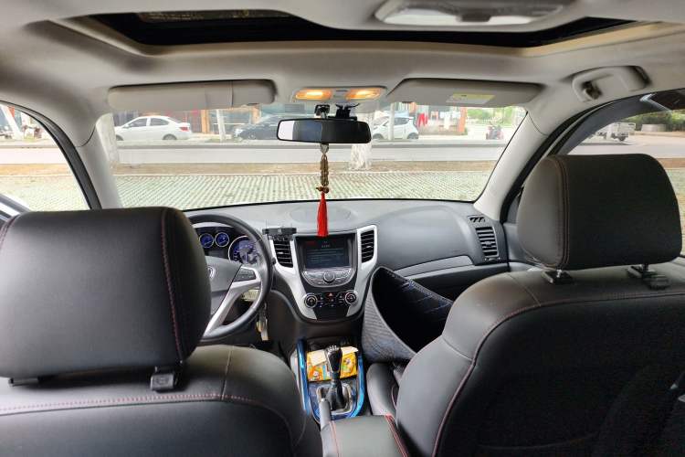 Used CHANGAN CS35 2016 1.6L Manual Luxury Model China V Standard Headliner