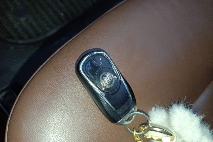 Used Buick Envision 2018 28T Four-Wheel Drive Luxury Model