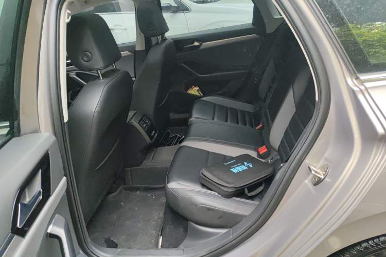 Used Volkswagen Sagitar 2019 280TSI DSG Comfort Version China V Standard Left Rear Seat