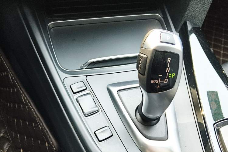 Used BMW 3 Series 2017 320Li Fashion Model
