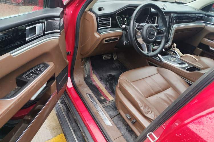 Used Zotye T700 2017 1.8T Dual-Clutch Prestige New Year Edition
