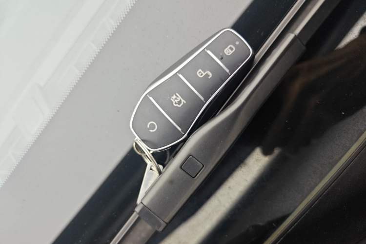 Used BYD Qin L 2025 DM-i Smart Drive 120KM Superior Model