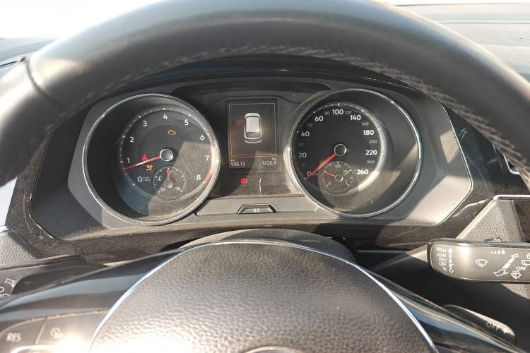 Used Volkswagen Tiguan L 2018 380TSI Automatic All-Wheel Drive Luxury Edition Instrument Cluster