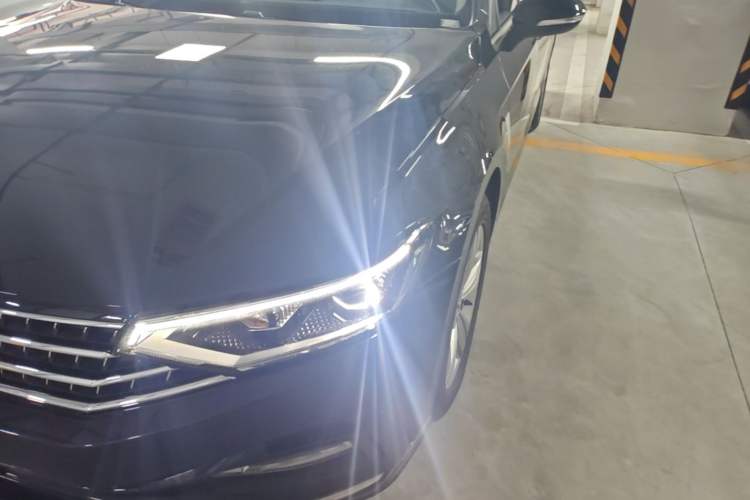 Used Volkswagen Magotan 2023 2 Million Units Limited-Edition 280TSI DSG Comfort Version