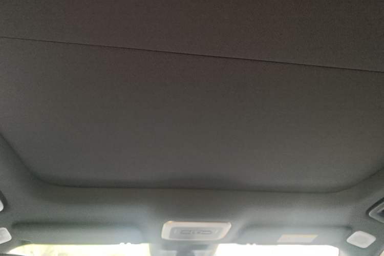 Used Zeekr 7X 2025 75 kWh Rear-Wheel Drive Intelligent Driving Version Headliner