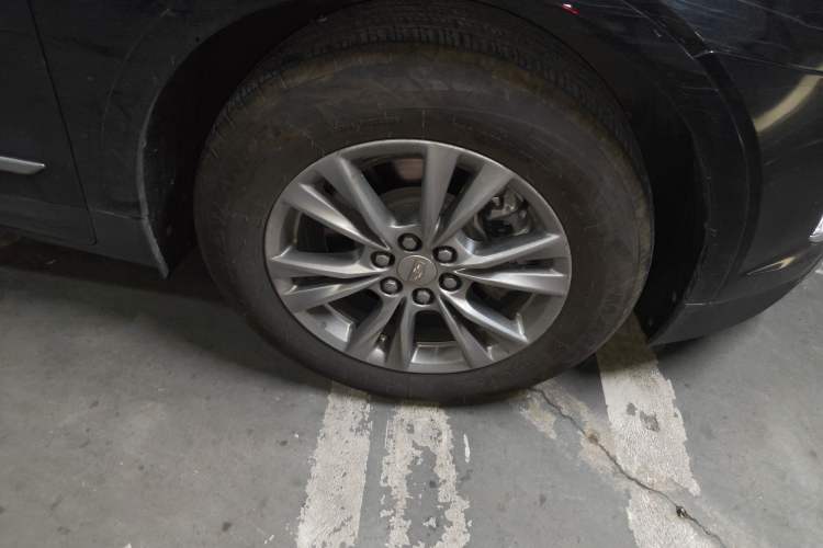 Used Cadillac XT5 2021 2.0T Two-Wheel Drive Luxury Version