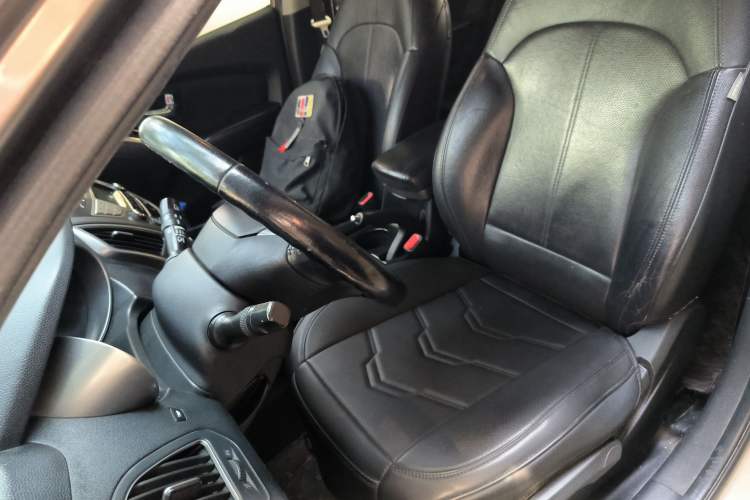 Used Hyundai ix35 2010 2.0L Automatic Two-Wheel Drive Elite Edition GLS