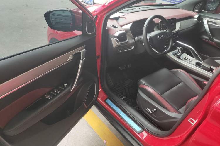 Used Geely Auto Coolray 2019 Sport Model 260T DCT Battle China V Standard Driver Seat