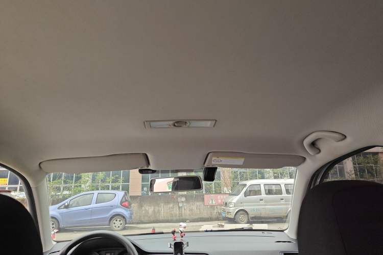 Used Volkswagen Gran Lavida 2017 1.6L Automatic Fashion Edition
