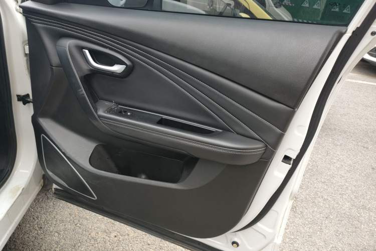 Used JETOUR X70M 2021 1.5T DCT Luxury Partner Model 5 Seats