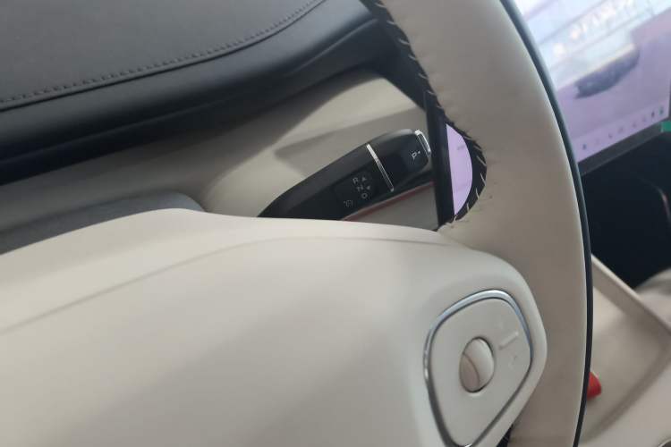 Used CHANGAN NEVO Q07 2025 215 Prestige Edition Gear Lever