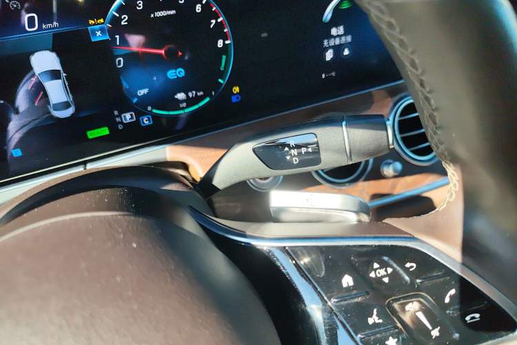 Used Mercedes-Benz E-Class New Energy 2023 E 350 e L Plug-in Hybrid Sedan
