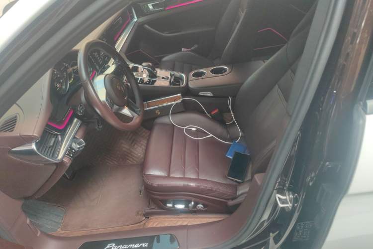 Used Porsche Panamera 2017 Panamera 4 E-Hybrid Executive Long Wheelbase 2.9T Left Front Seat