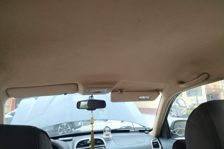 Used Chery Tiggo 2012 Elite Edition 1.6L Manual Comfort DVVT Headliner