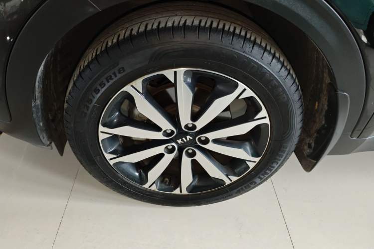 Used Kia KX5 2017 1.6T Automatic Two-Wheel Drive 15th Anniversary Special Edition DLX