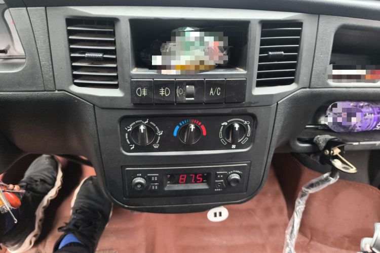 Used Wuling Zhiguang 2020 1.2L Van Utility Model China VI Emission Standard 2 Seats LSI Audio And AC Panel