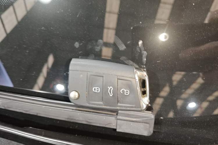 Used Volkswagen Tayron GTE Plug-in Hybrid 2023 280TSI Luxury Plus Advanced Edition Vehicle Key