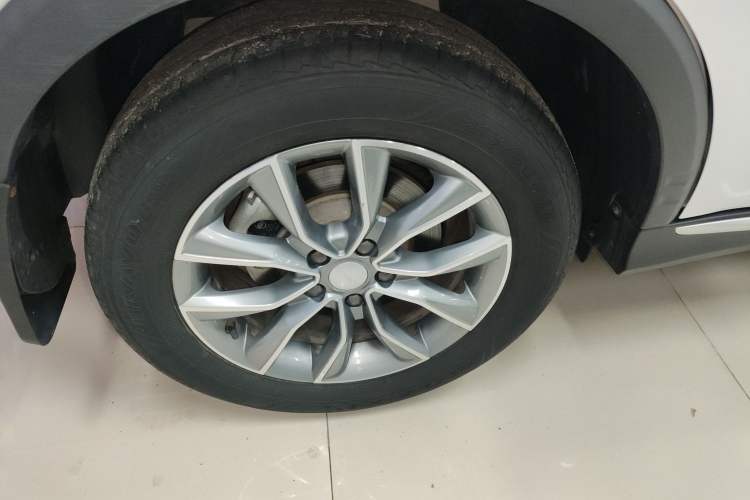 Used Roewe RX5 2022 330TGI Automatic National Style Edition Right Rear Wheel Hub