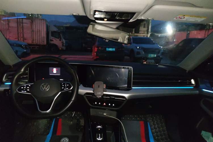 Used Volkswagen Lamando 2022 Lavida L 280TSI DSG Cool & Spicy Edition Headliner