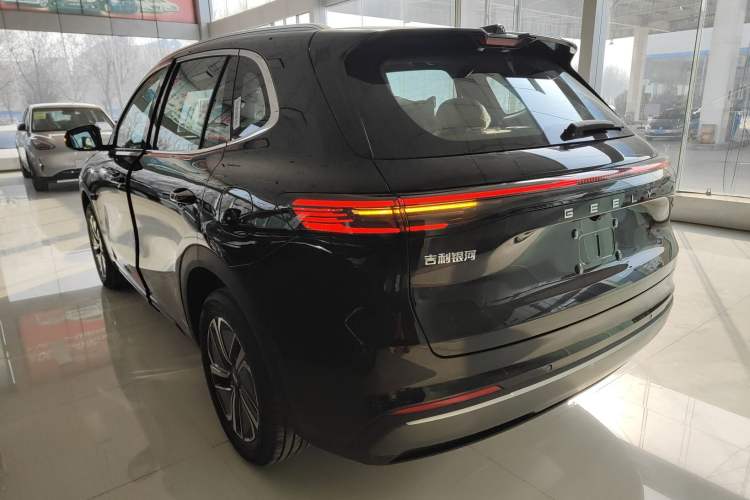 Used Geely Galaxy Xingjian 7 EM-i 2026 Model 135km Smart Navigation Version Rear Left 45 Deg