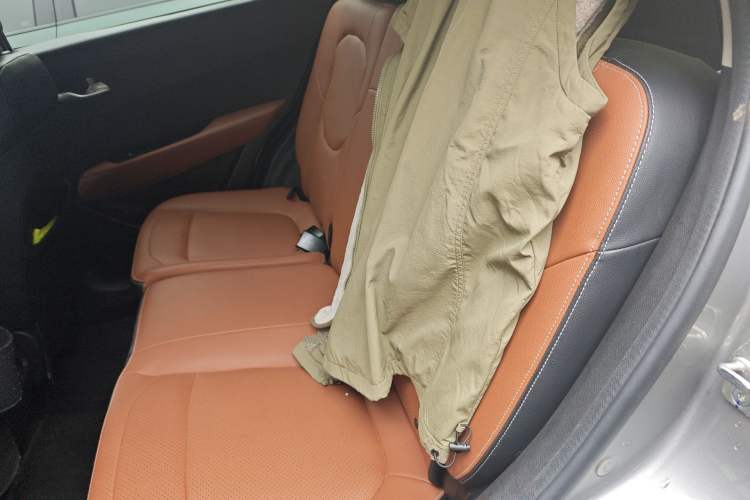 Used Baojun 510 2017 1.5L Automatic Luxury Model Left Rear Seat