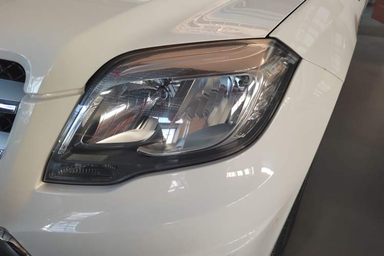 Used Mercedes-Benz GLK-Class 2015 GLK 260 4MATIC Dynamic Edition Ultimate Version Left Front Headlight