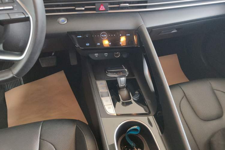 Used Hyundai Elantra 2021 1.5L CVT GLX Elite Edition
