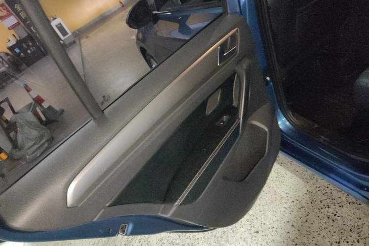 Used Volkswagen Golf Sportsvan 2016 1.6L Automatic Comfort Model