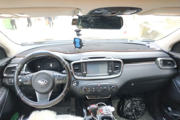 Used Kia Sorento 2015 Sorento L 2.2T Diesel 4WD Elite Edition 7 Seats China IV Standard
